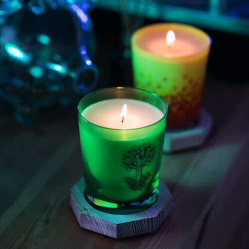 lumena - świeca z logo